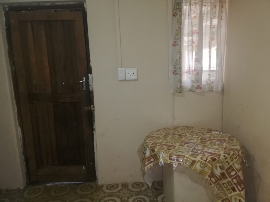 6 Bedroom Property for Sale in Woodlands Western Cape